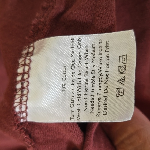 Eddie Bauer Maroon Long Sleeve Essential Tee 100% Cotton Size Large - Picture 5 of 5